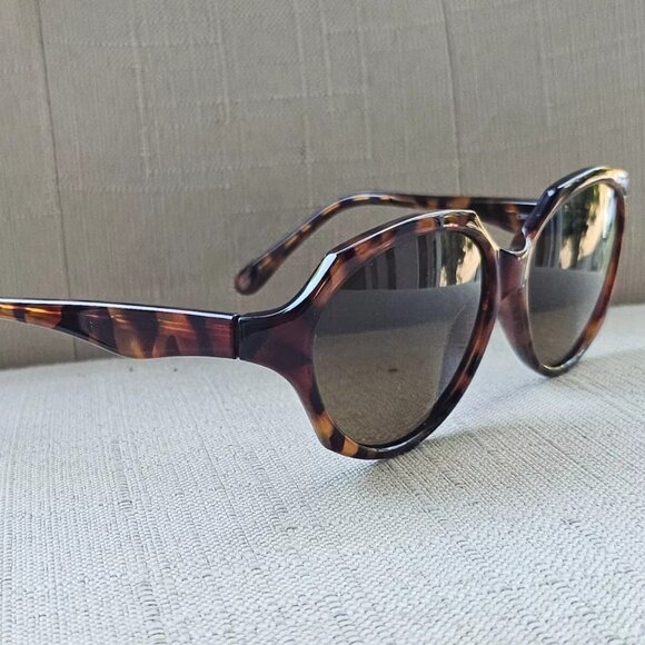 Liz Claiborne Accessories - Liz Claiborne Women Sunglasses 12115 Brown Tortoise Eye Wear Shades